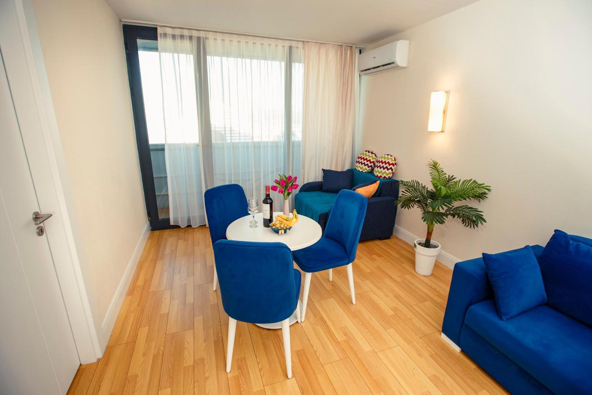 Panorama Orbi Beach Resort Center Suite Батуми Экстерьер фото